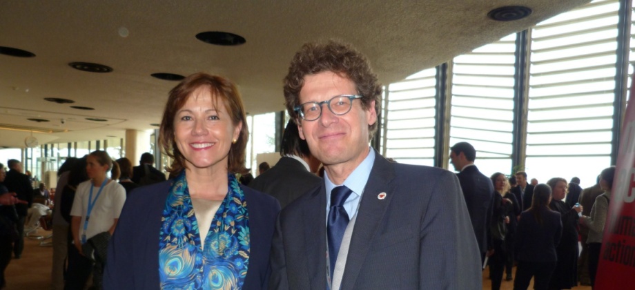 Embajadora Beatriz Londoño y Director de Centro de Desminado Humanitario de Ginebra, Embajador Stefano Toscano.