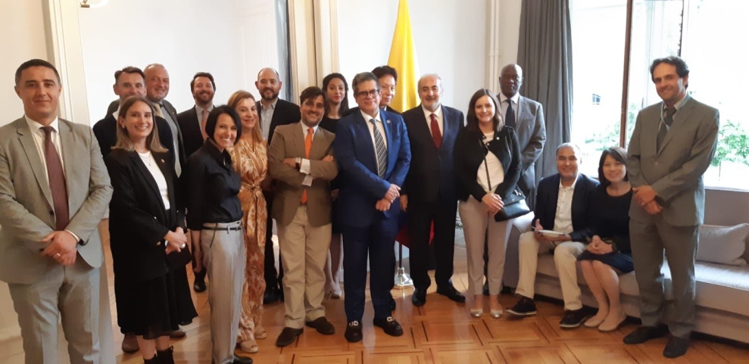 El Comité Coordinador de la Convención contra las Minas Antipersonal se reúne para conocer el impacto positivo de la acción contra minas en la gastronomía colombiana