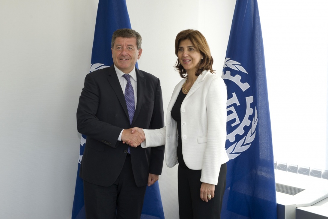 Canciller María Ángela Holguín y el Director General de la OIT Guy Ryder se reunieron este lunes en Ginebra (Suiza) Canciller se reunió con el Director General de la OIT